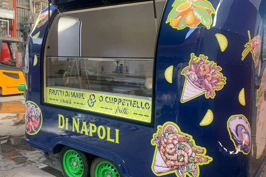 Street Food Business Pescheria di Napoli Frutti e Crudi Gipsy City 3